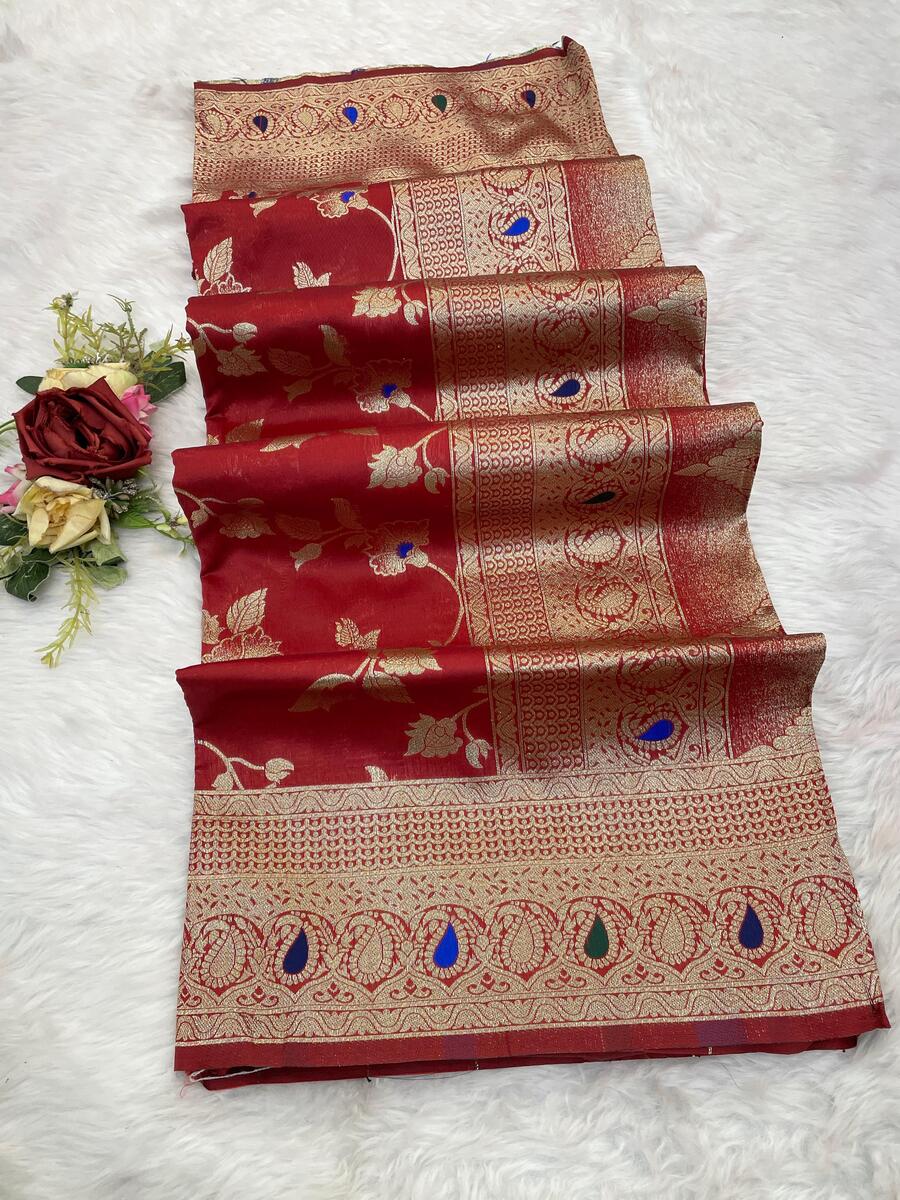 Quixotic Red Soft Banarasi Silk Saree With Prodigal Blouse Piece