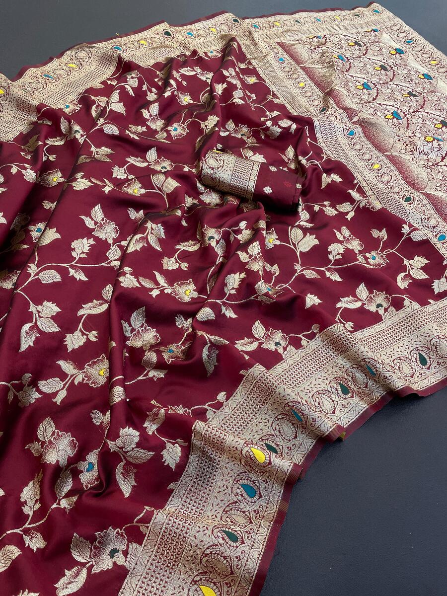 Enthralling Wine Soft Banarasi Silk Saree With Exquisite Blouse Piece
