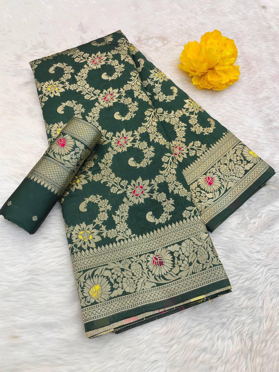 Aplomb Dark Green Soft Banarasi Silk Saree With Resplendent Blouse Piece