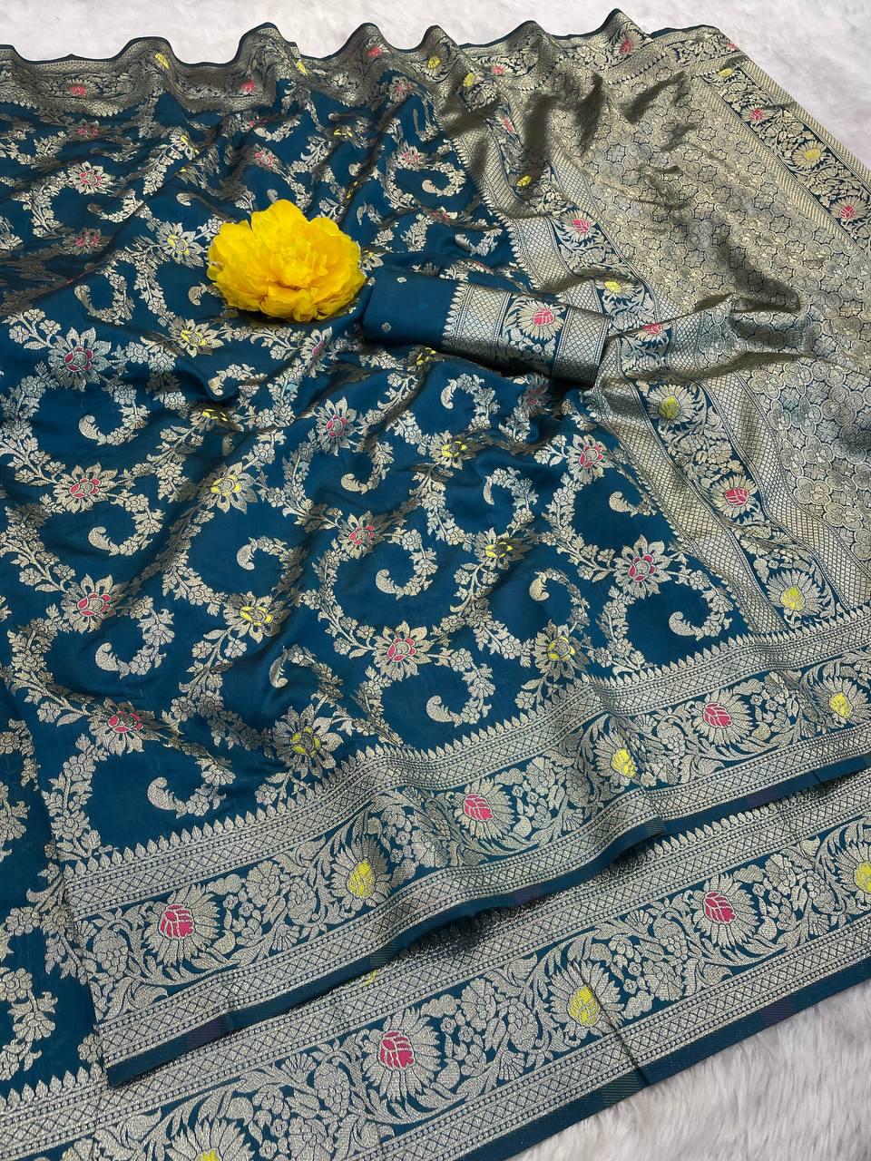 Stunner Rama Soft Banarasi Silk Saree With Zephyr Blouse Piece