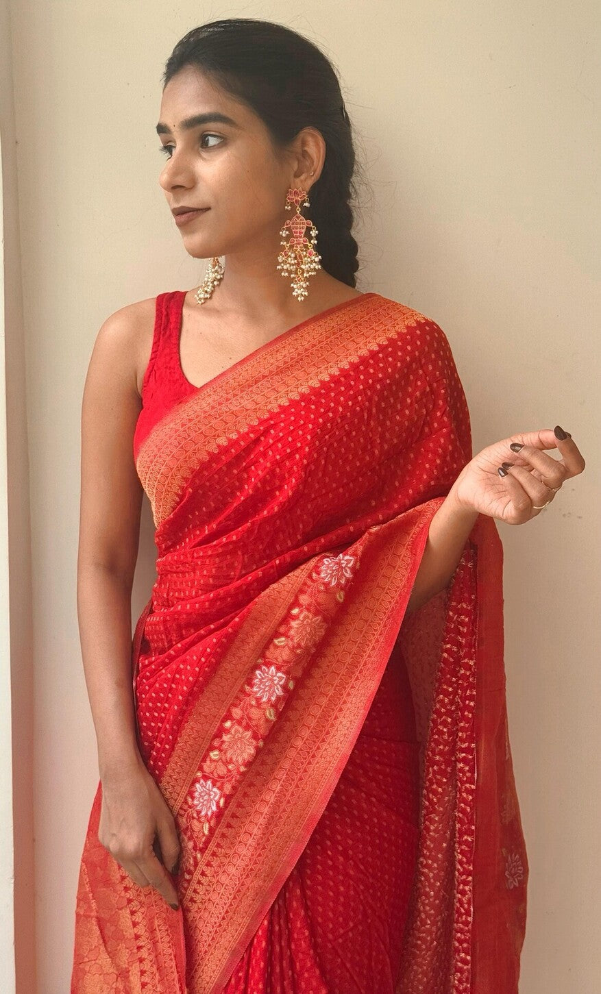 Bucolic Red Soft Banarasi Silk Saree With Capricious Blouse Piece