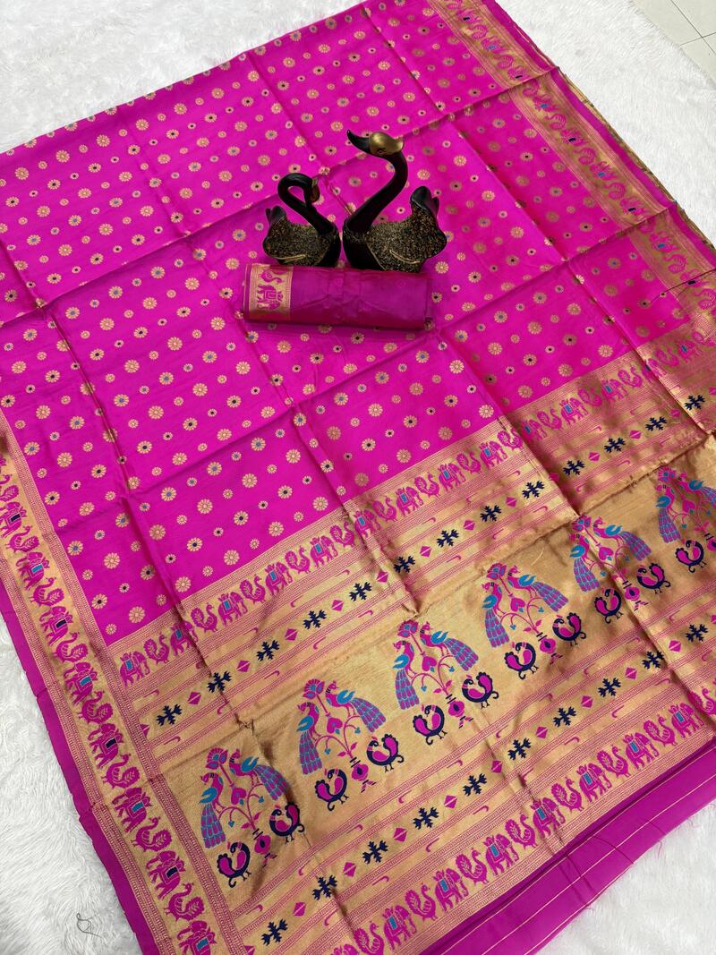 Trendy Dark Pink Paithani Silk Saree With Stunner Blouse Piece