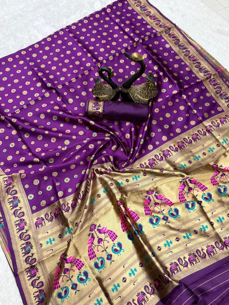 Luminous Purple Paithani Silk Saree With Woebegone Blouse Piece