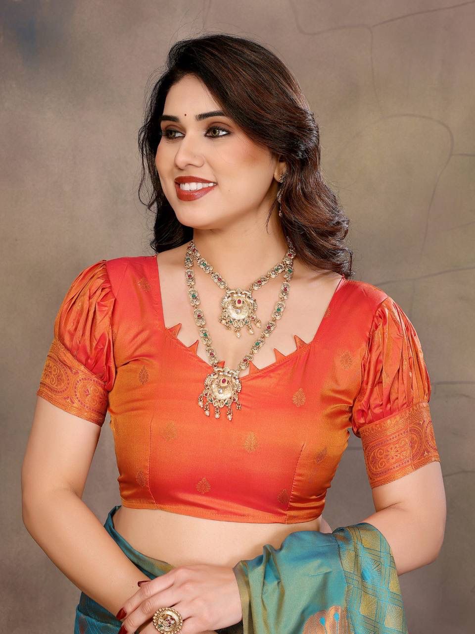 Vibrant Rama Soft Banarasi Silk Saree With Diaphanous Blouse Piece