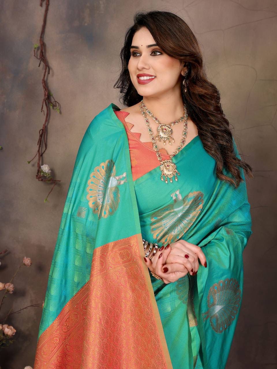 Seraphic Sea Green Soft Banarasi Silk Saree With Transcendent Blouse Piece
