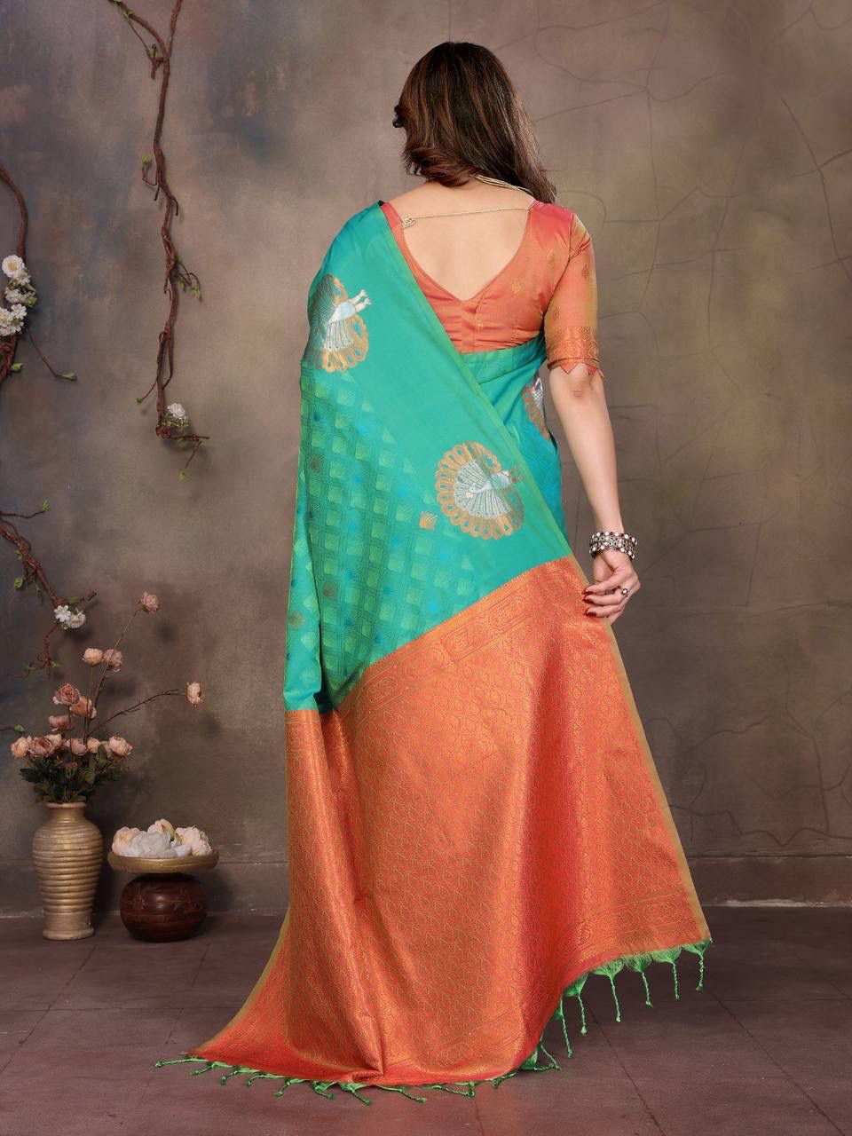 Seraphic Sea Green Soft Banarasi Silk Saree With Transcendent Blouse Piece