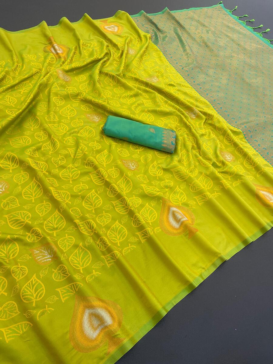 Moiety Parrot Soft Banarasi Silk Saree With Tremendous Blouse Piece
