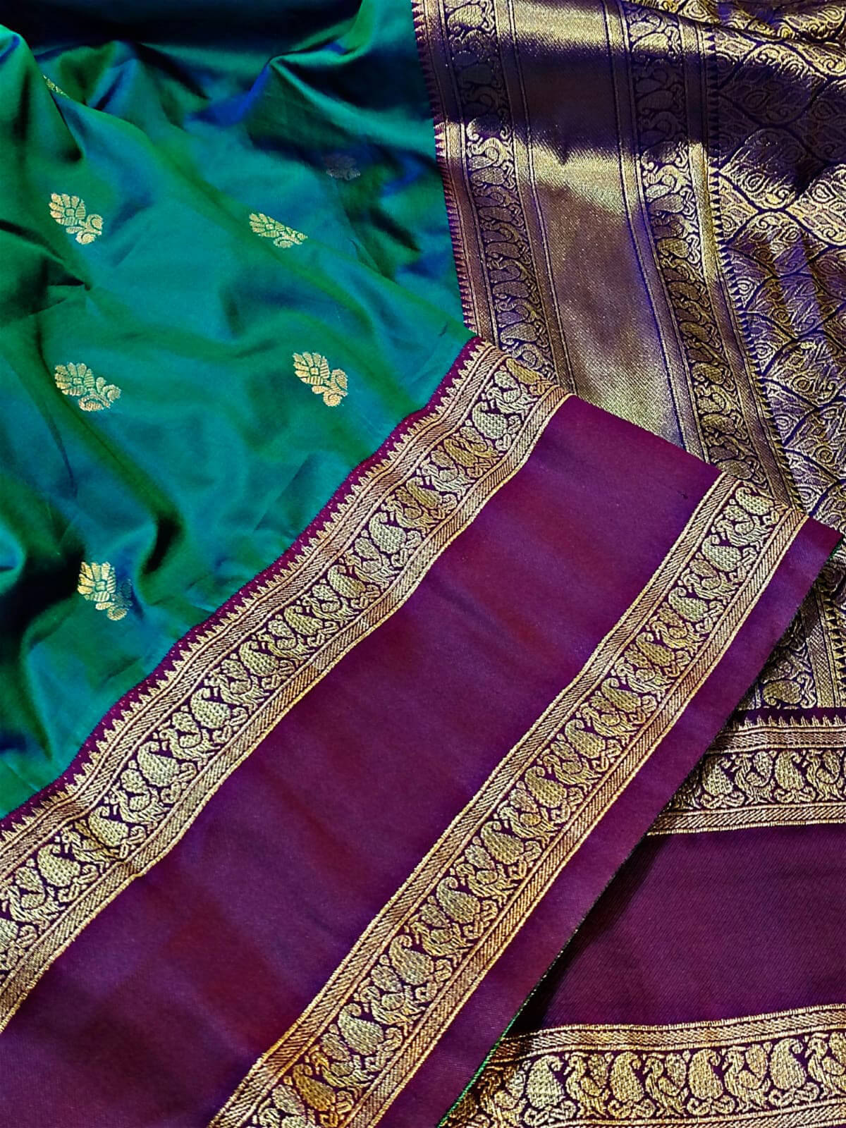 Symmetrical Rama Soft Banarasi Silk Saree With Captivating Blouse Piece