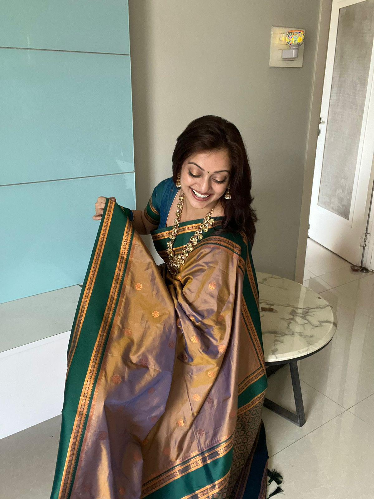 Embrocation Peach Soft Banarasi Silk Saree With Mellifluous Blouse Piece