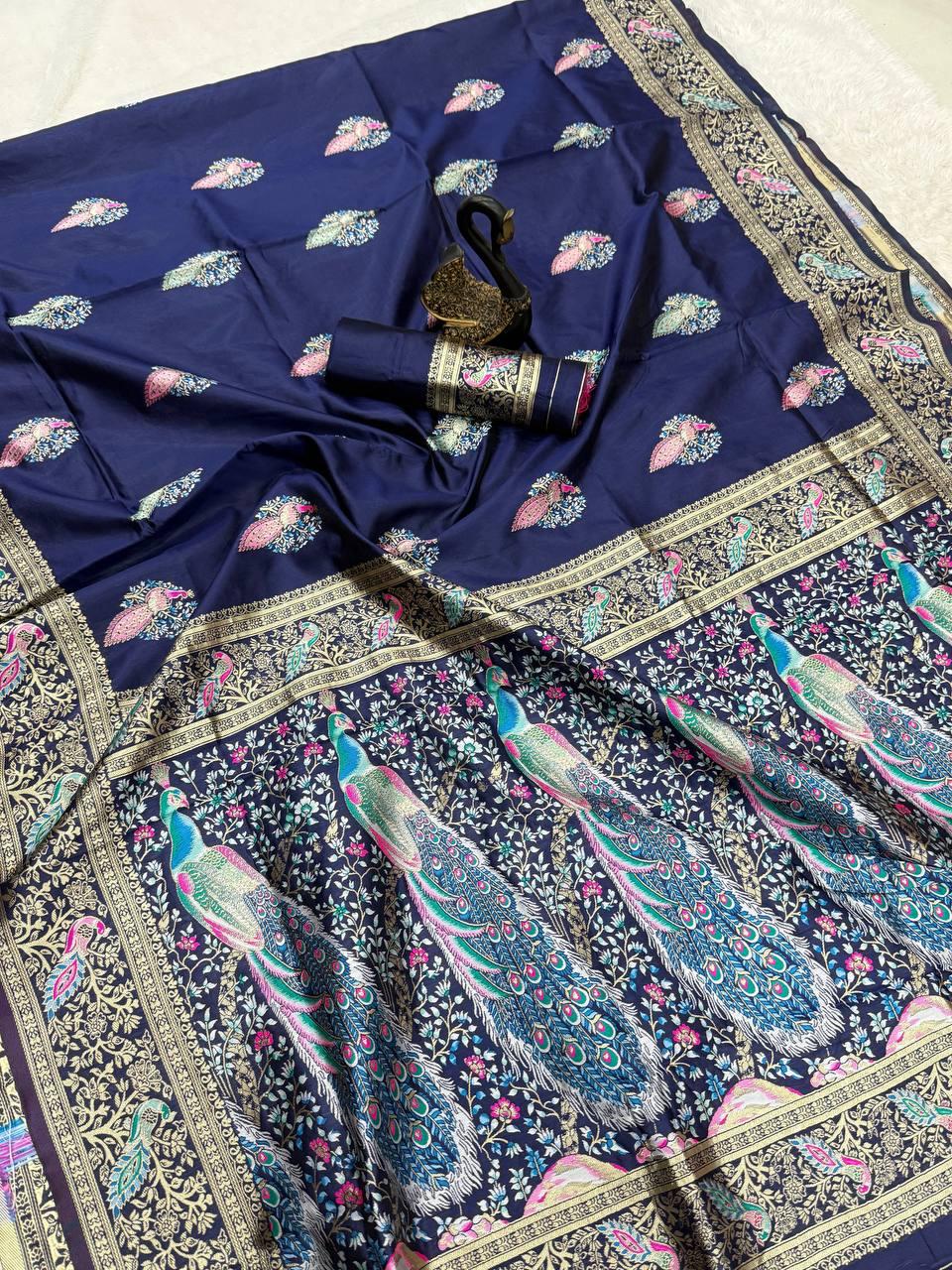 Innovative Navy Blue Soft Banarasi Silk Saree With Engrossing Blouse Piece