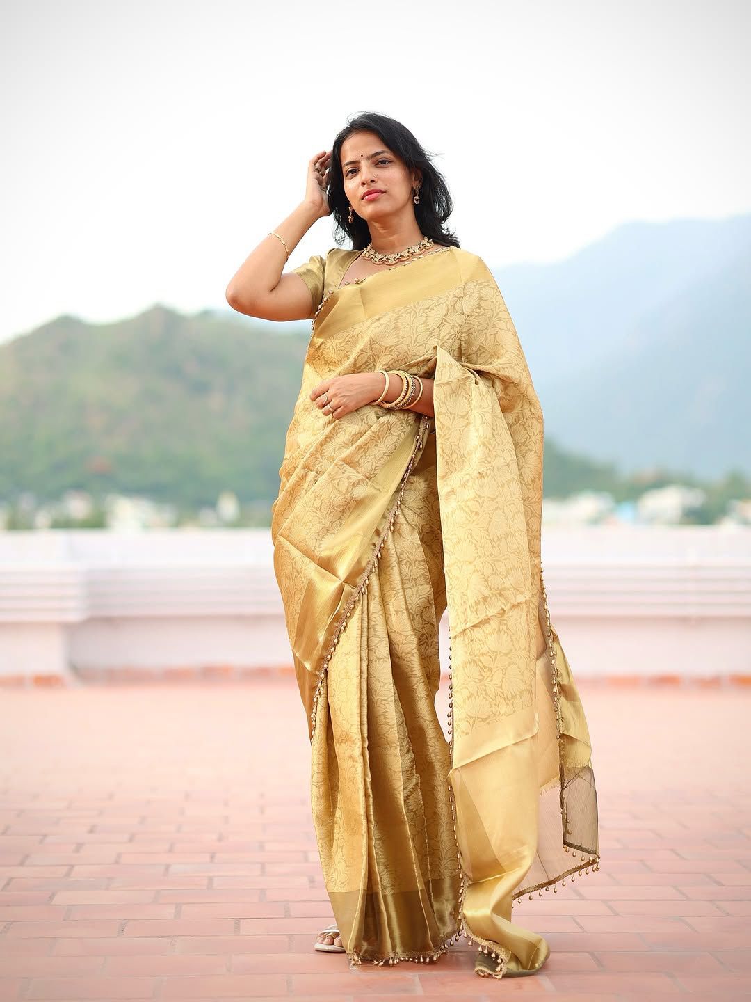Flamboyant Golden Soft Tissue Silk Saree With Gossamer Blouse Piece
