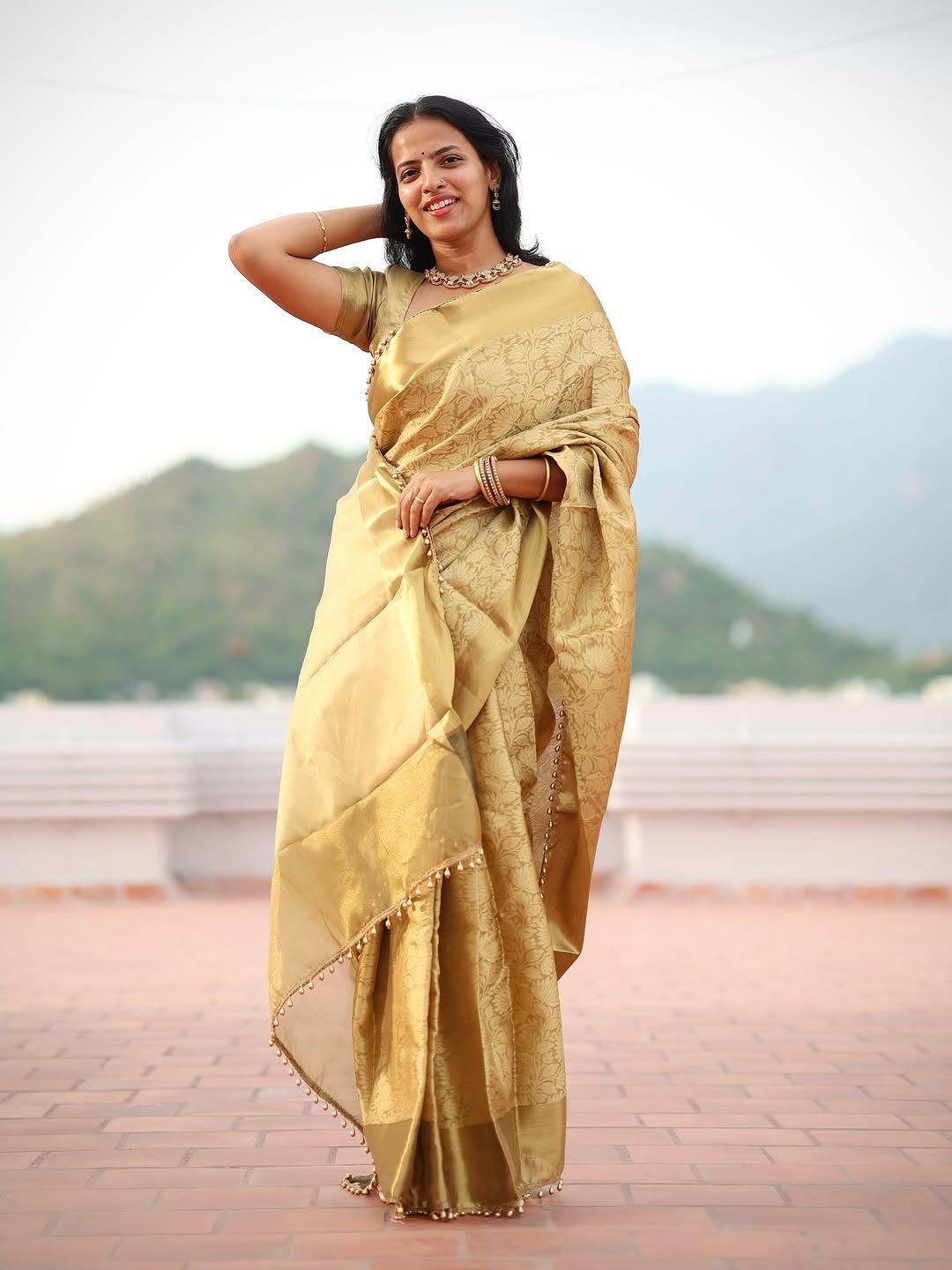Flamboyant Golden Soft Tissue Silk Saree With Gossamer Blouse Piece