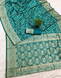 Demure Rama Soft Silk Saree With Dissemble Blouse Piece