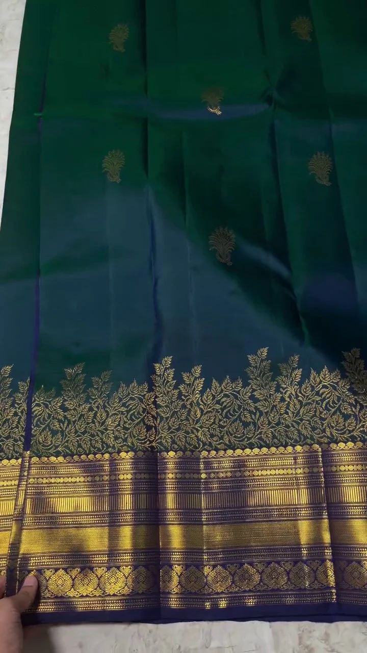 Smart Rama Soft Banarasi Silk Saree With Conflate Blouse Piece