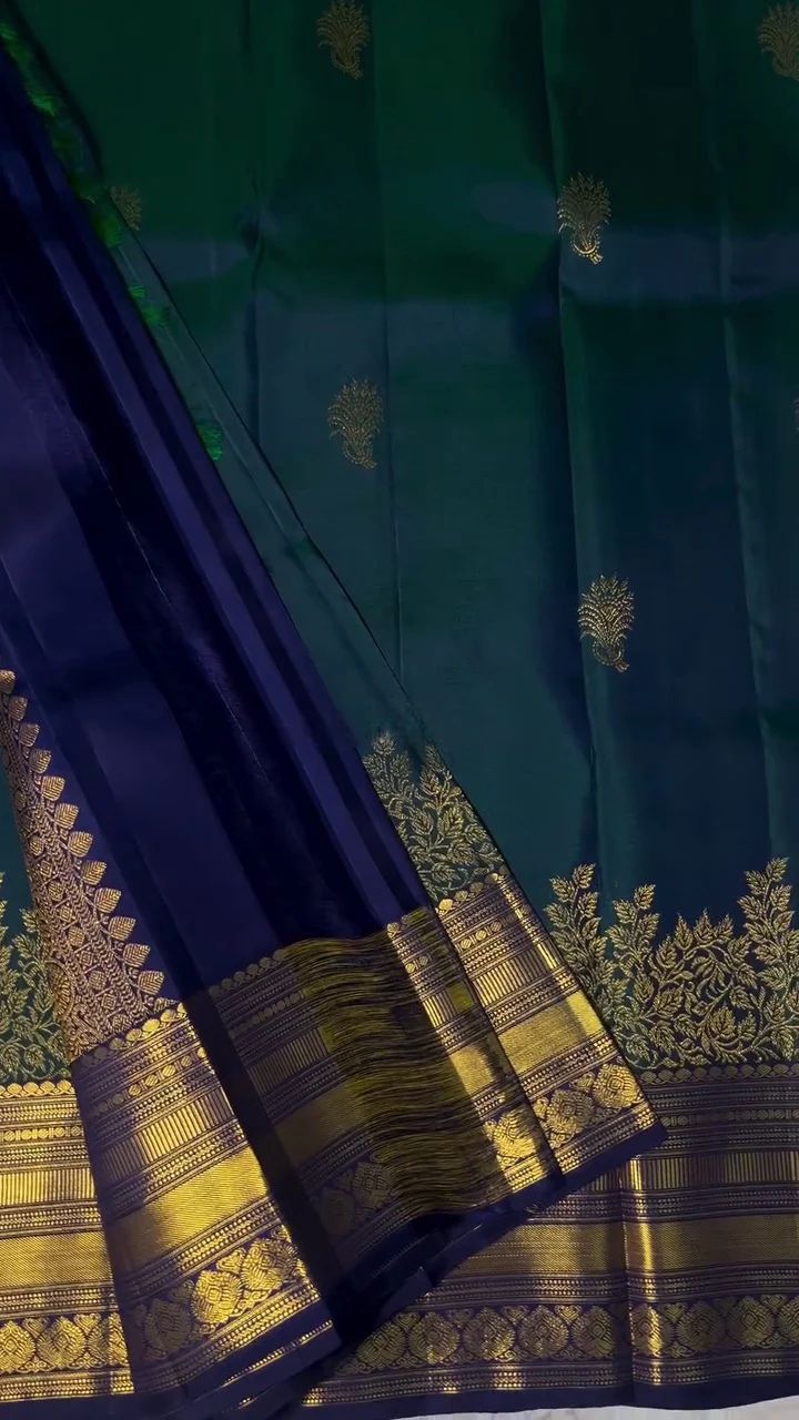 Smart Rama Soft Banarasi Silk Saree With Conflate Blouse Piece