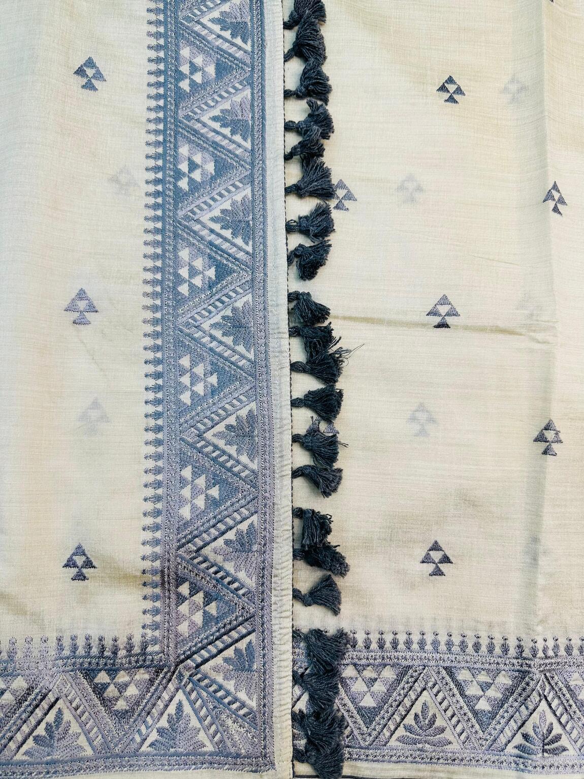 Super extravagant Off White Embroidery Work Tussar Silk Saree With Sophisticated Blouse Piece