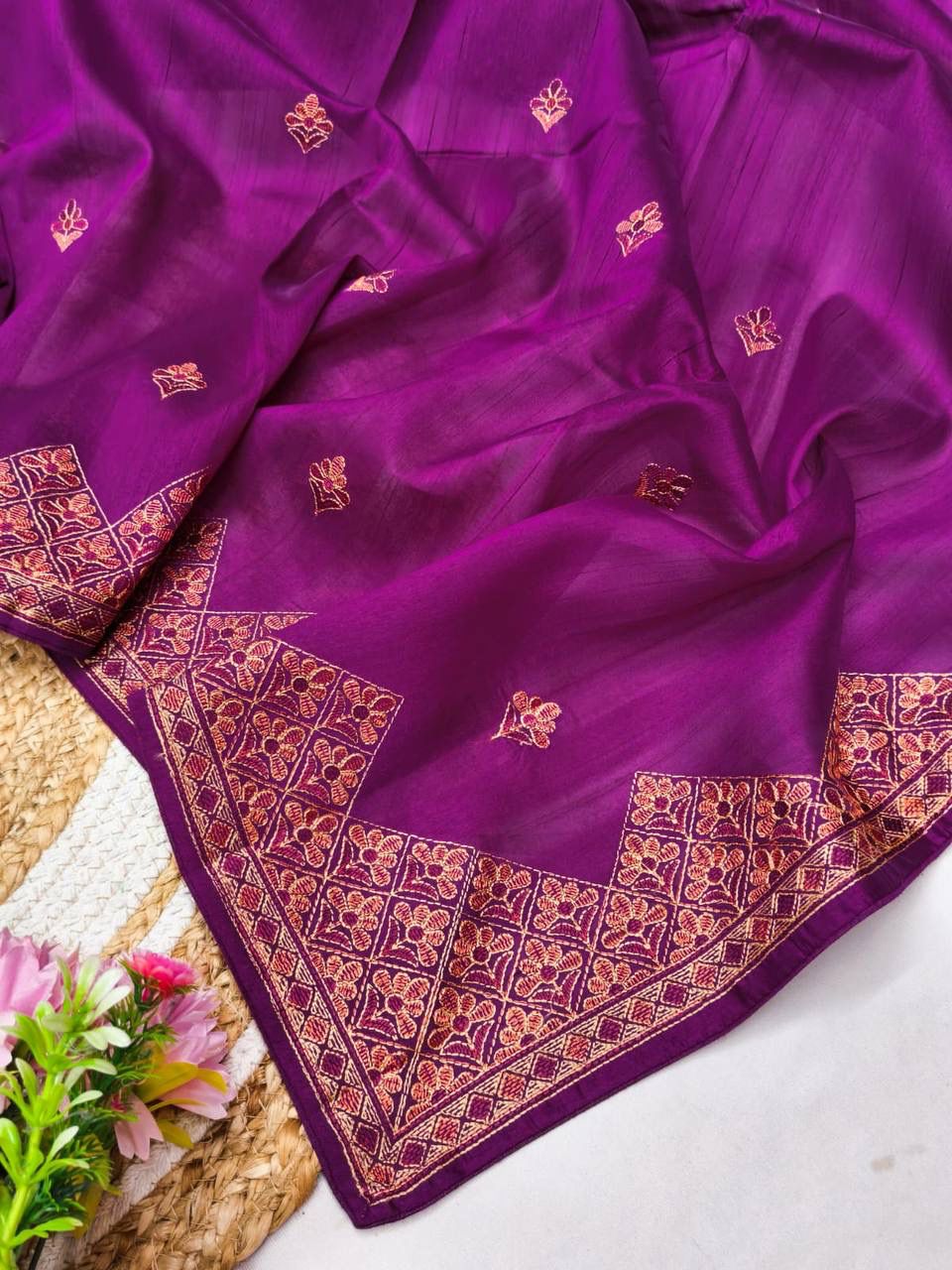 Chatoyant Purple Embroidery Work Tussar Silk Saree With Hypnotic Blouse Piece