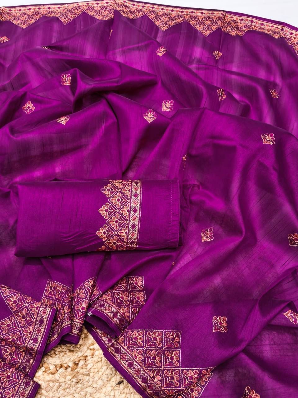 Chatoyant Purple Embroidery Work Tussar Silk Saree With Hypnotic Blouse Piece