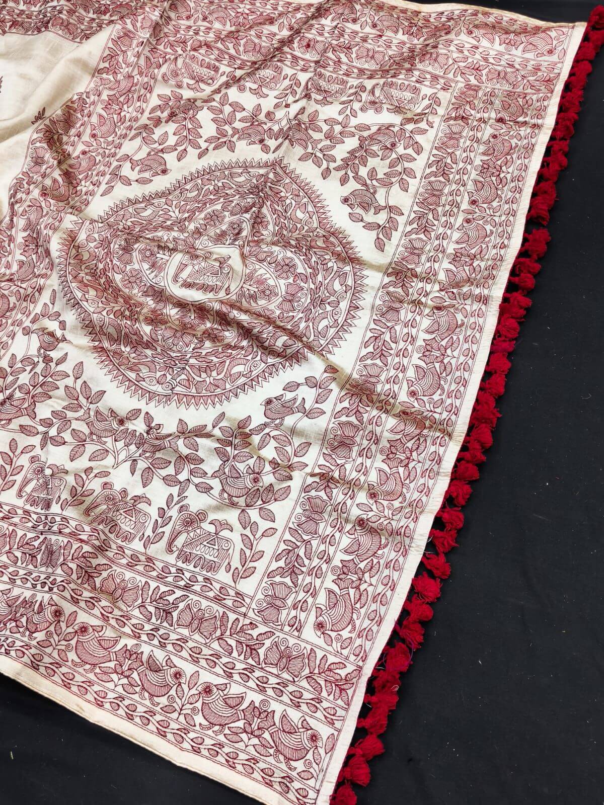 Beauteous Off White Embroidery Work Tussar Silk Saree With Classic Blouse Piece