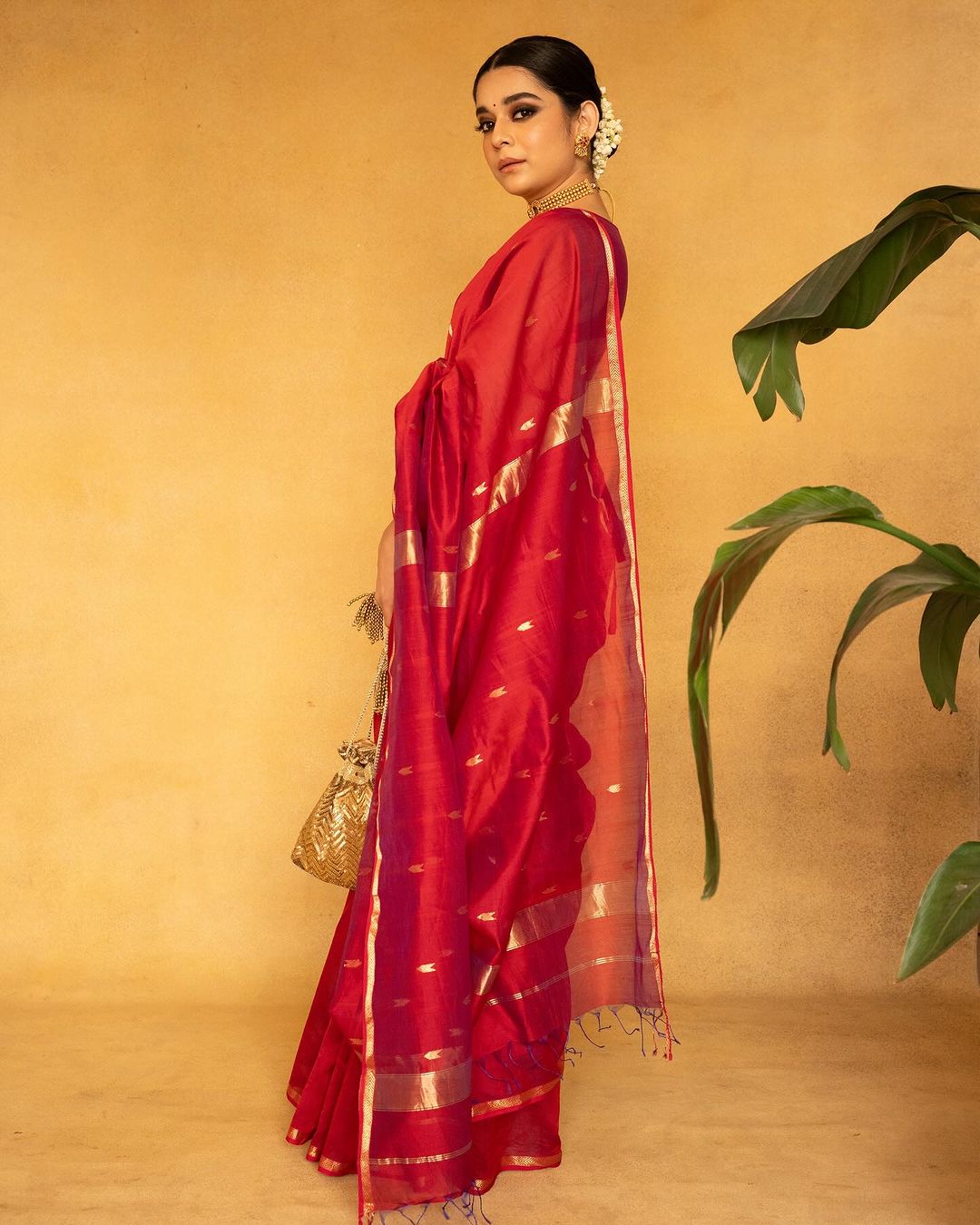 Valentine Red Maheshawari Cotton Silk Saree