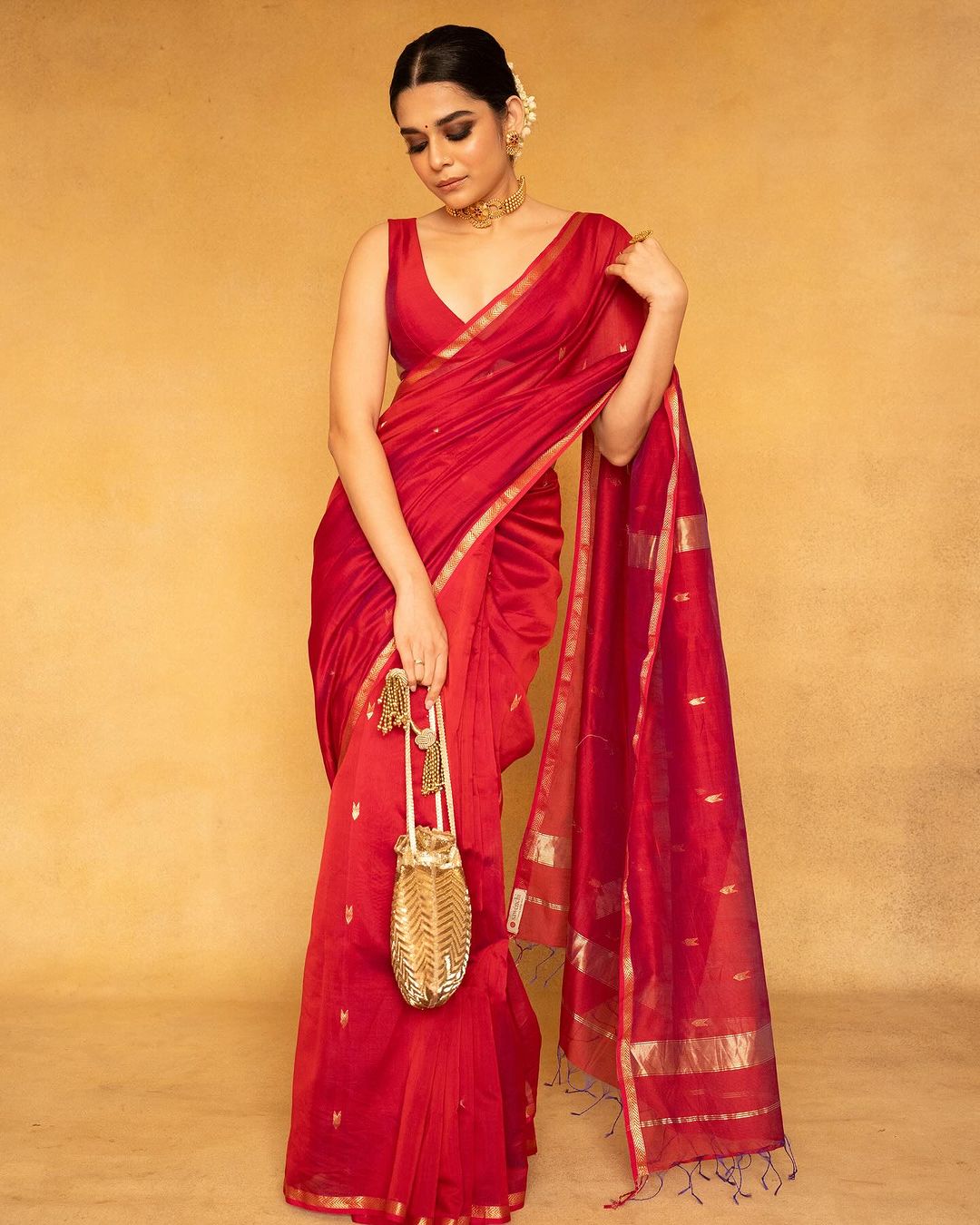 Valentine Red Maheshawari Cotton Silk Saree